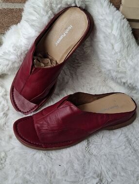 Hush Puppies Red Genuine Leather Peep-Toe Slide Sandals – Size 8.5M